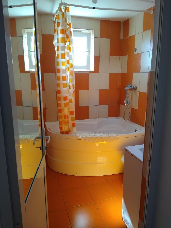 Casa Doina Hotel Douazeci si Trei August Ngoại thất bức ảnh